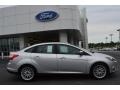 Ingot Silver - Focus Titanium Sedan Photo No. 2