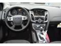 Ingot Silver - Focus Titanium Sedan Photo No. 11