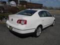 Candy White - Passat Komfort Sedan Photo No. 4