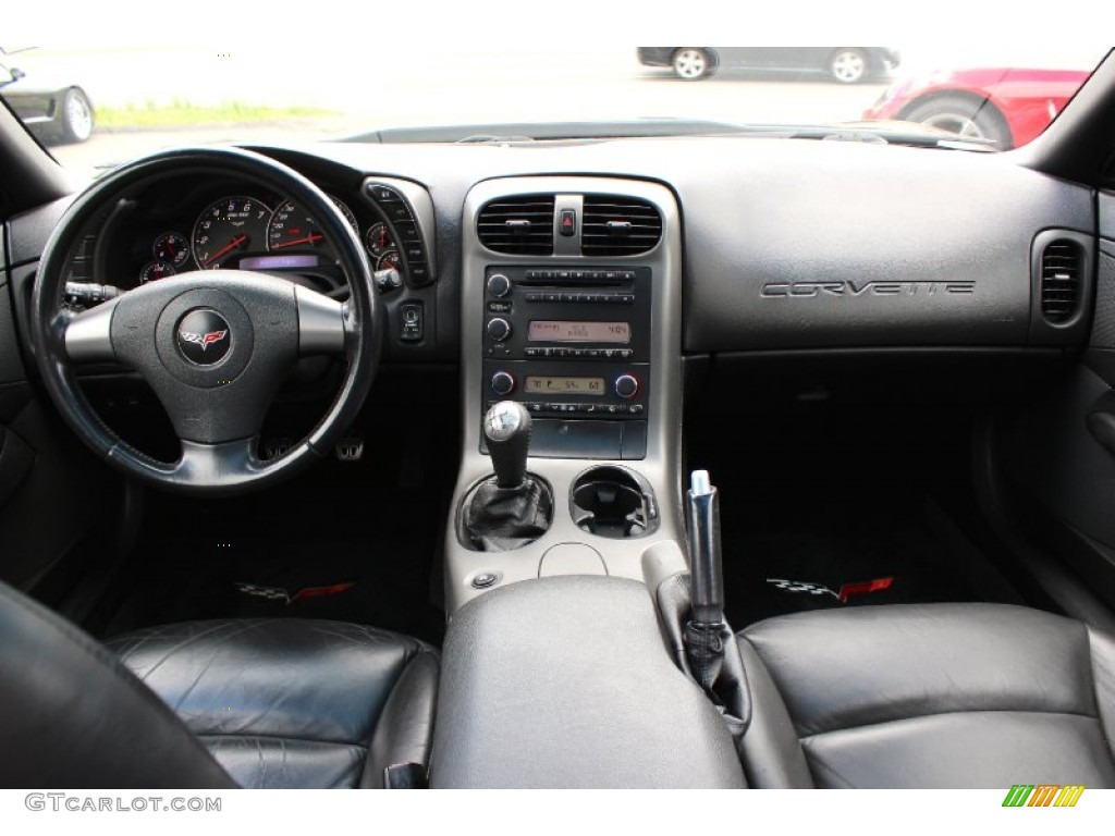 2007 Corvette Coupe - Black / Ebony photo #8