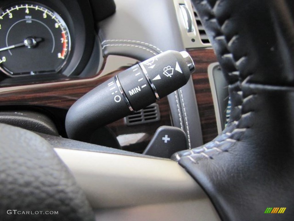 2010 Jaguar XK XK Coupe Controls Photo #93120818