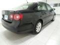 Black - Jetta SE Sedan Photo No. 4