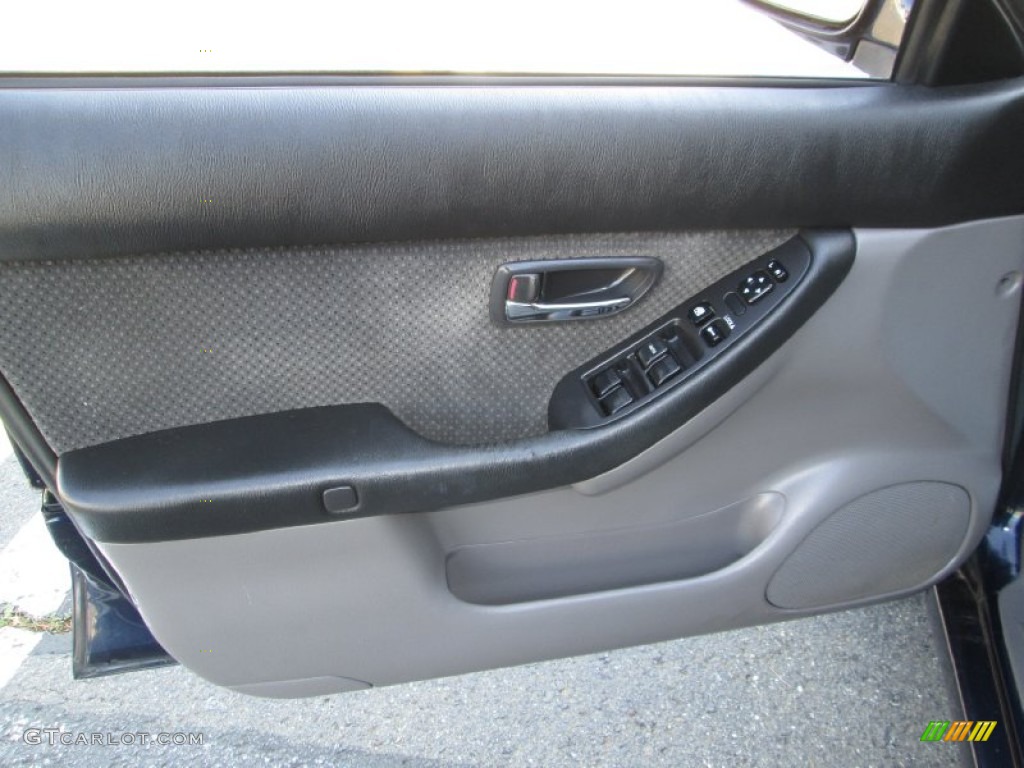 2003 Legacy L Wagon - Mystic Blue Pearl / Gray photo #26