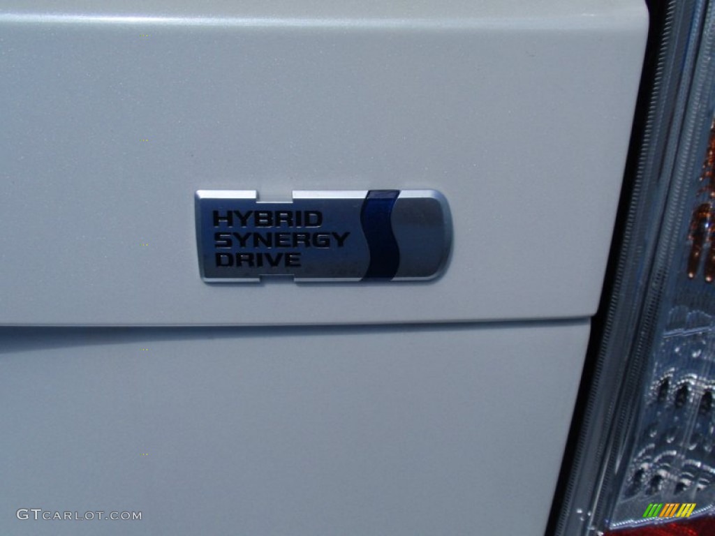 2014 Prius Three Hybrid - Blizzard White Pearl / Misty Gray photo #16