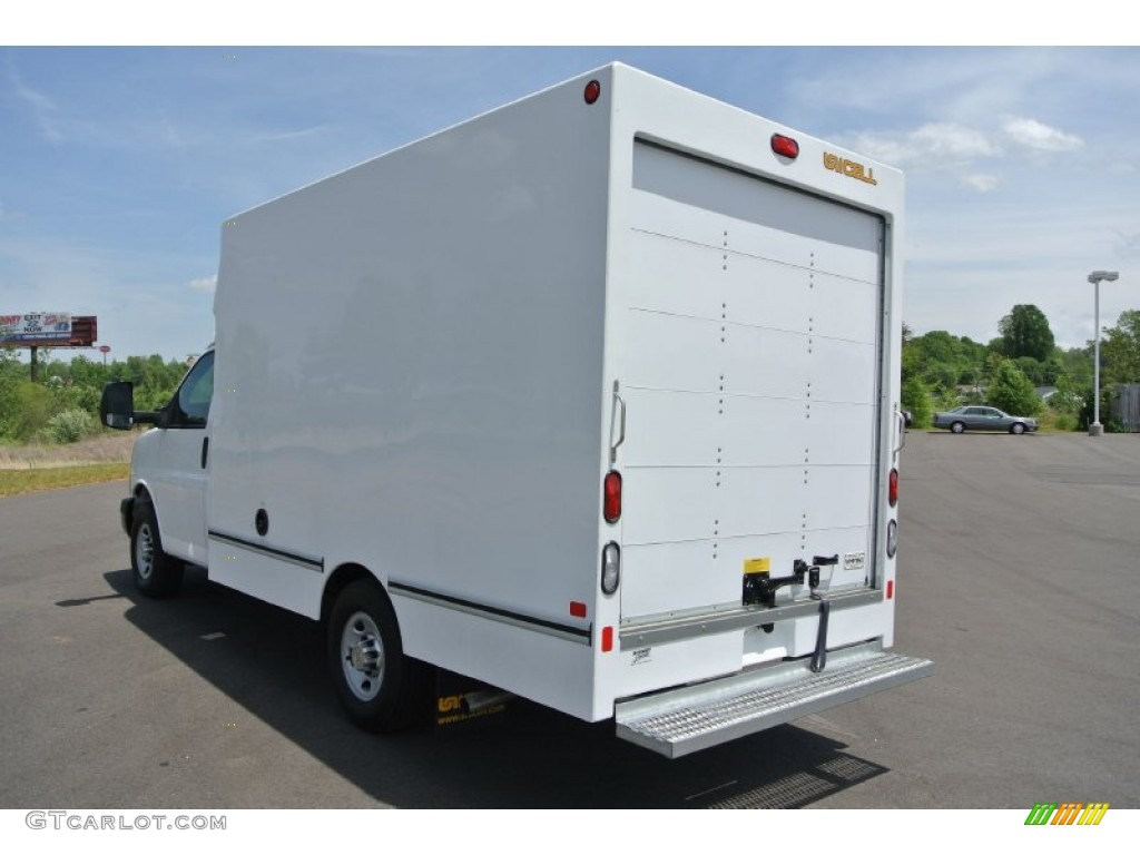 2014 Express Cutaway 3500 Moving Van - Summit White / Medium Pewter photo #4