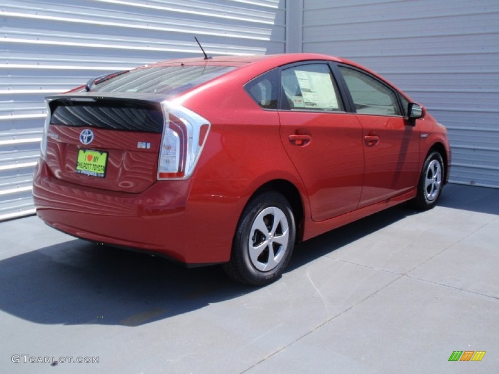 2014 Prius Two Hybrid - Barcelona Red Metallic / Bisque photo #4