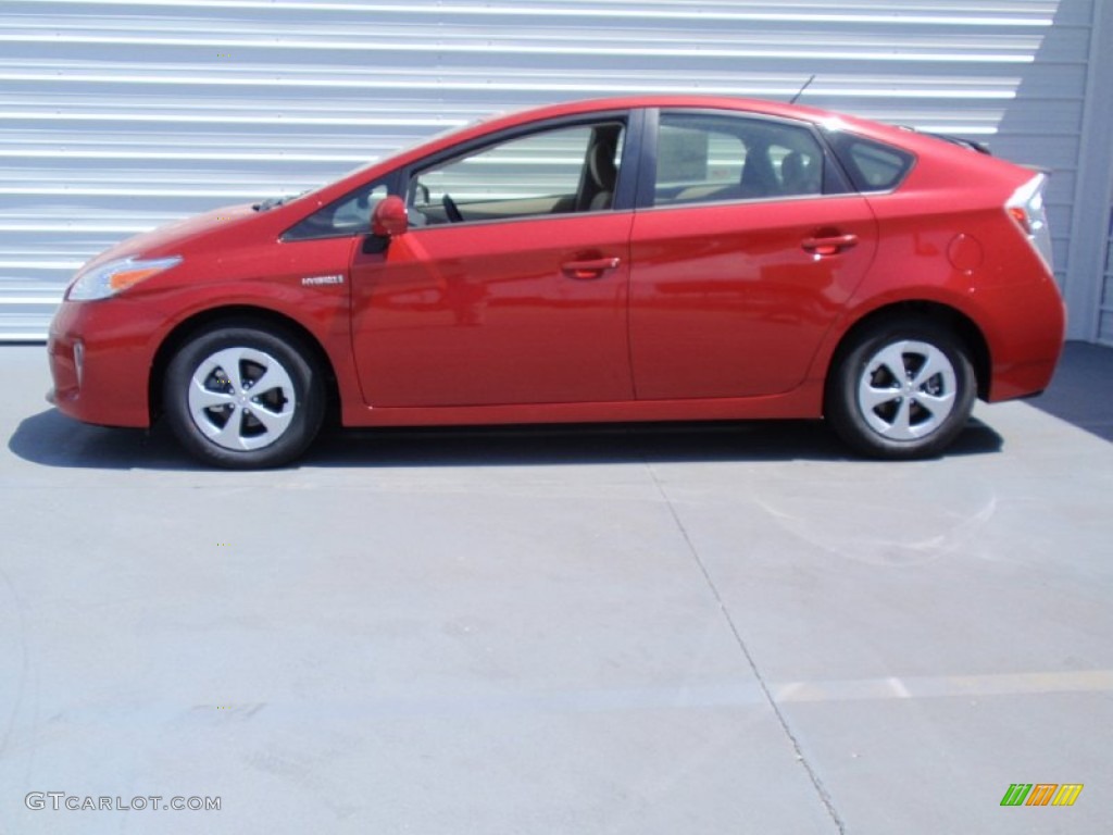 2014 Prius Two Hybrid - Barcelona Red Metallic / Bisque photo #6