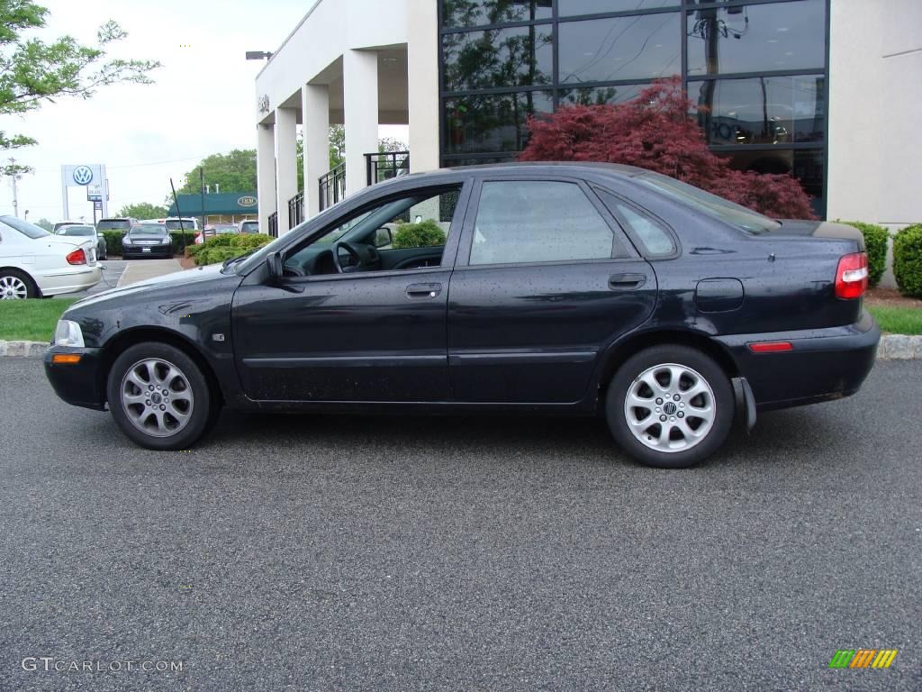 2001 S40 1.9T - Midnight Black Metallic / Off Black photo #3
