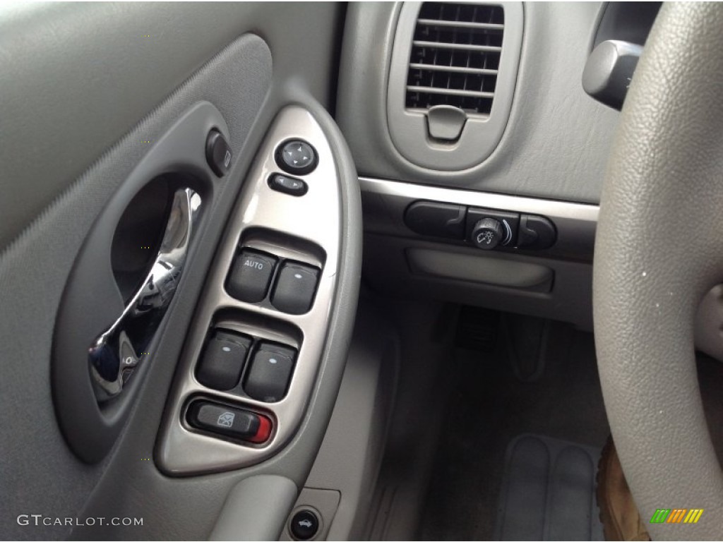 2006 Malibu LS Sedan - White / Cashmere Beige photo #10