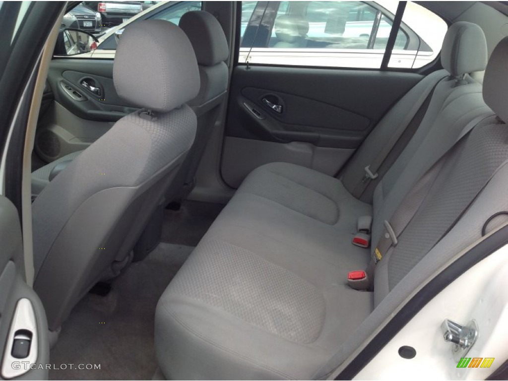 2006 Malibu LS Sedan - White / Cashmere Beige photo #11