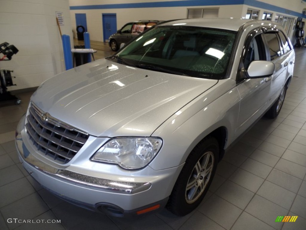 2007 Chrysler Pacifica Touring AWD Exterior Photos
