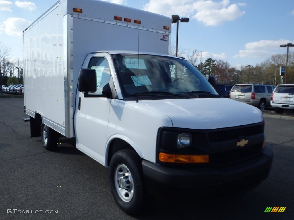 2014 Express Cutaway 3500 Utility Van - Summit White / Medium Pewter photo #3