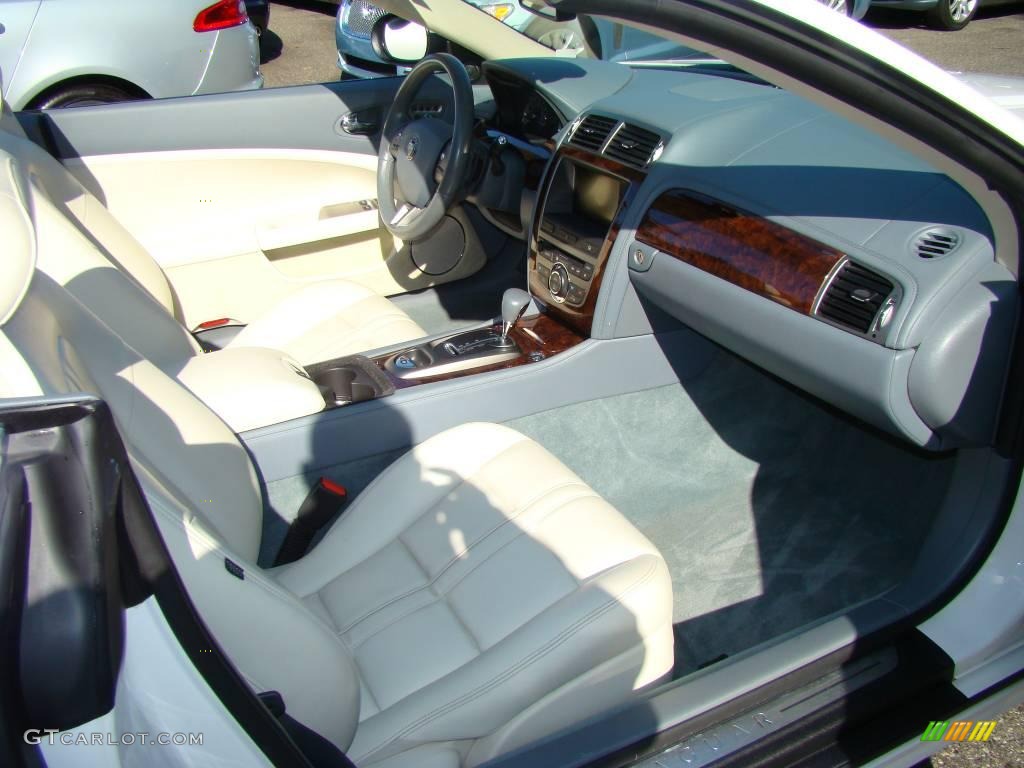2007 XK XK8 Convertible - White Onyx / Ivory/Slate photo #22