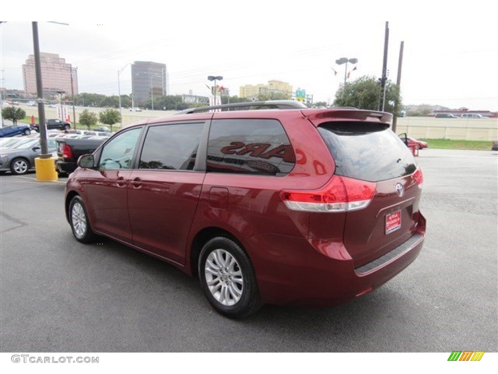 2012 Sienna XLE - Salsa Red Pearl / Light Gray photo #5