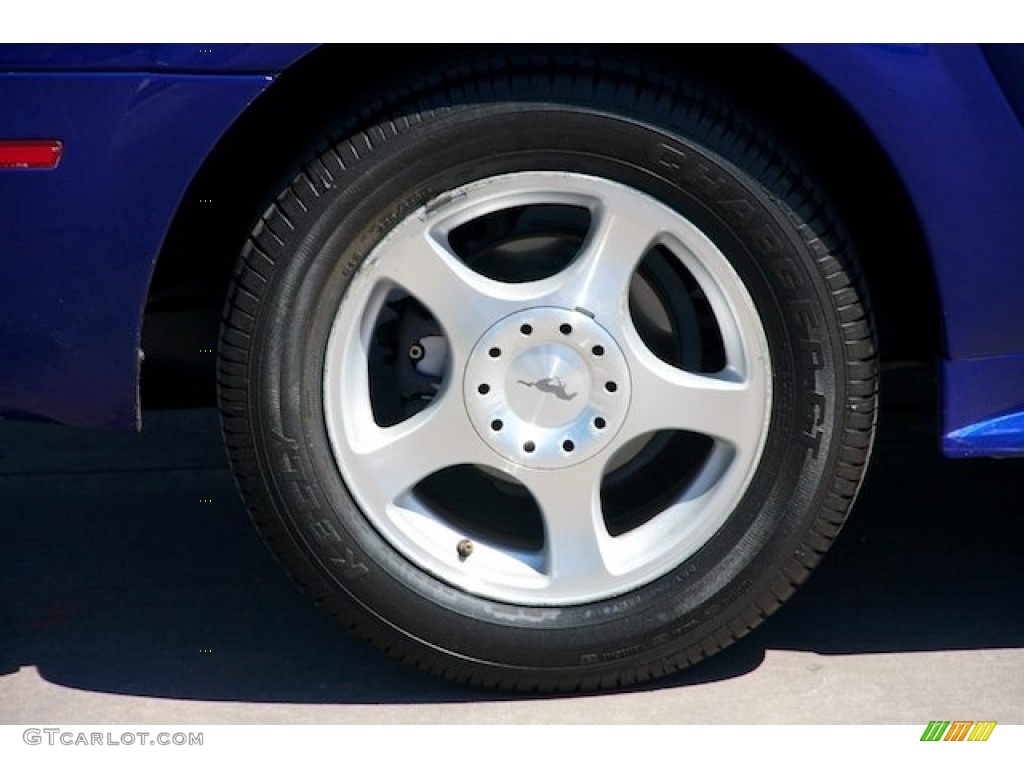 2004 Mustang V6 Coupe - Sonic Blue Metallic / Medium Graphite photo #25