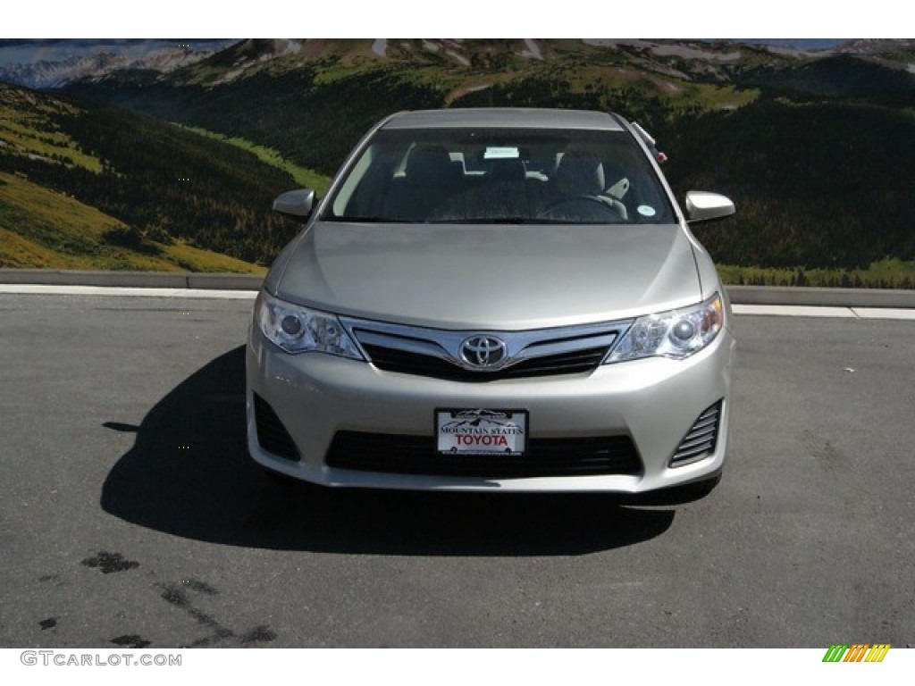 2014 Camry LE - Champagne Mica / Ivory photo #2
