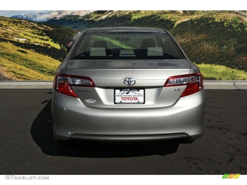 2014 Camry LE - Champagne Mica / Ivory photo #4