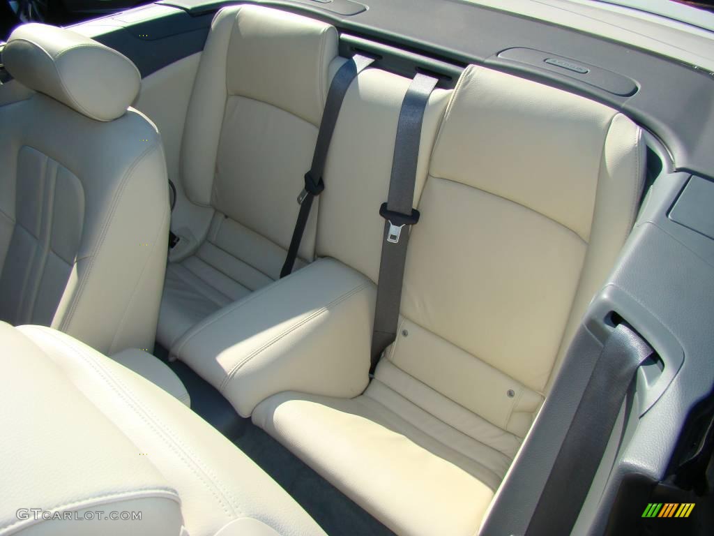 2007 XK XK8 Convertible - White Onyx / Ivory/Slate photo #25