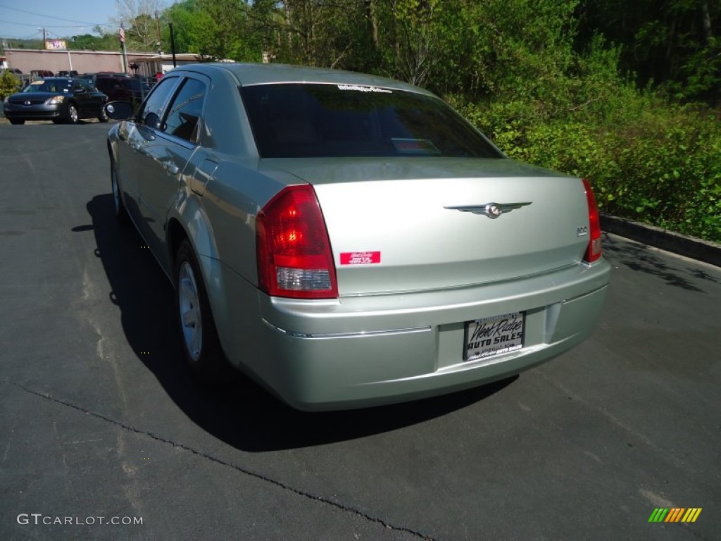 2005 300 Touring - Satin Jade Pearl / Dark Slate Gray/Medium Slate Gray photo #7