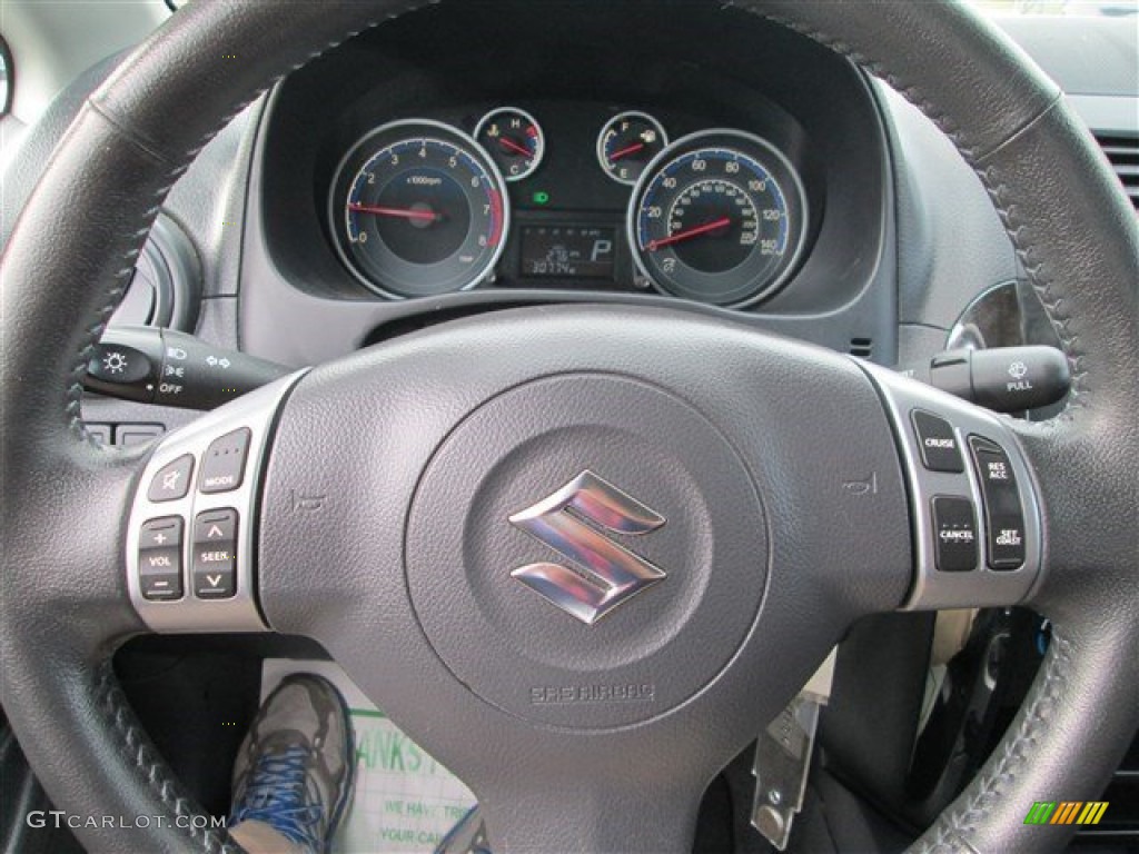 2013 SX4 Sedan LE Popular Package - Super Black Metallic / Black photo #18