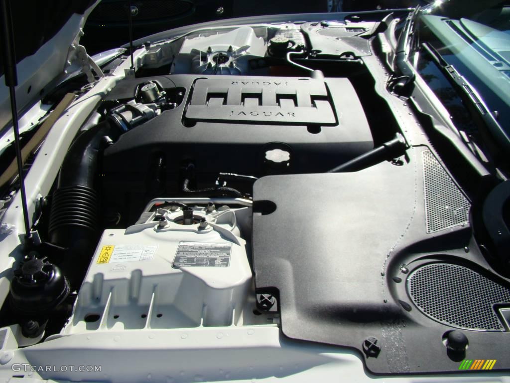 2007 XK XK8 Convertible - White Onyx / Ivory/Slate photo #28
