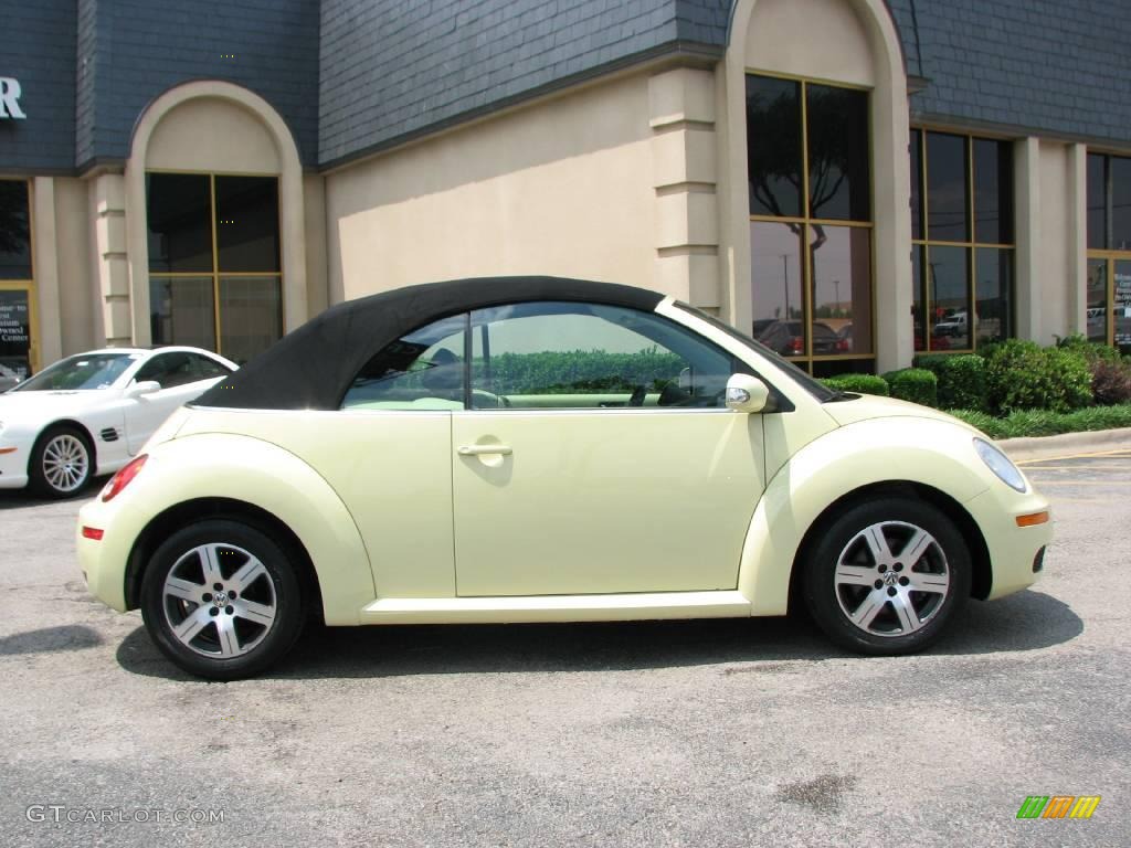 2006 New Beetle 2.5 Convertible - Mellow Yellow / Black photo #4