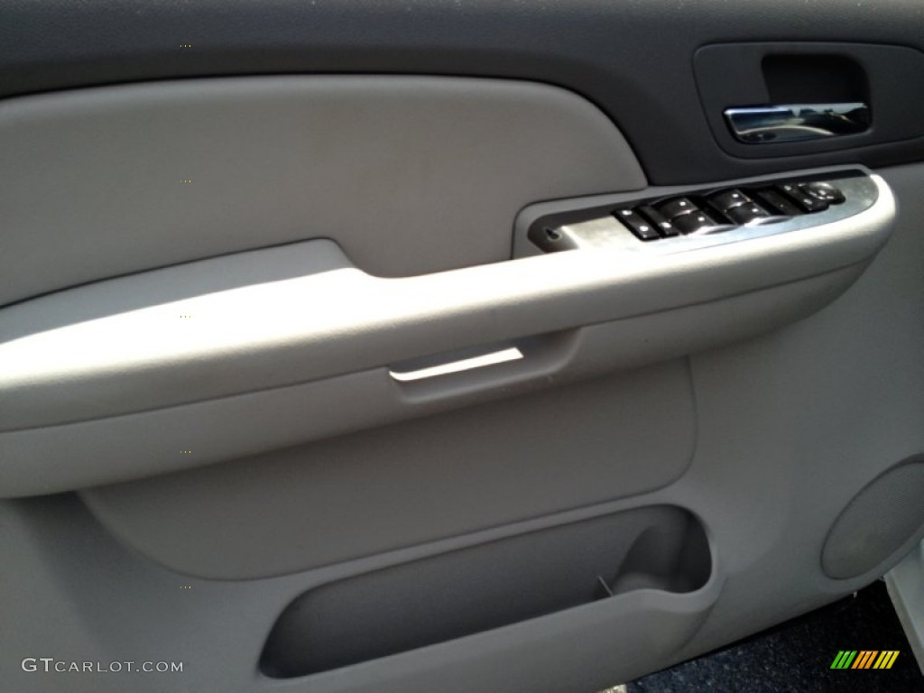 2007 Tahoe LS 4x4 - Summit White / Dark Titanium/Light Titanium photo #24