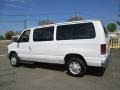 Oxford White - E Series Van E350 Super Duty XLT Passenger Photo No. 4