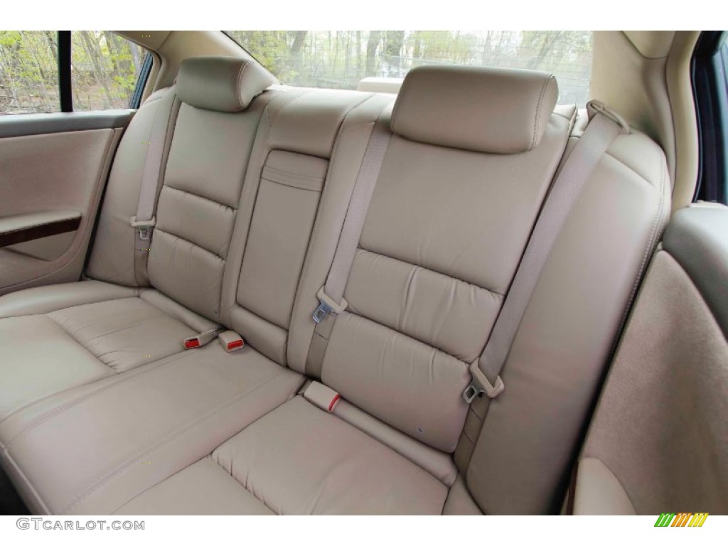 2005 Nissan Maxima 3.5 SL Rear Seat Photo #93151957