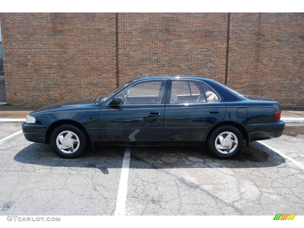 1995 Camry LE Sedan - Dark Emerald Green Metallic / Beige photo #4