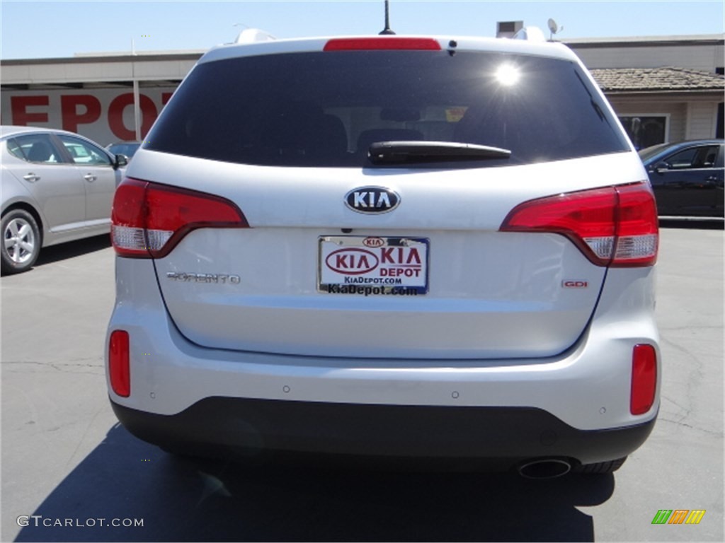 2014 Sorento LX - Bright Silver / Black photo #8