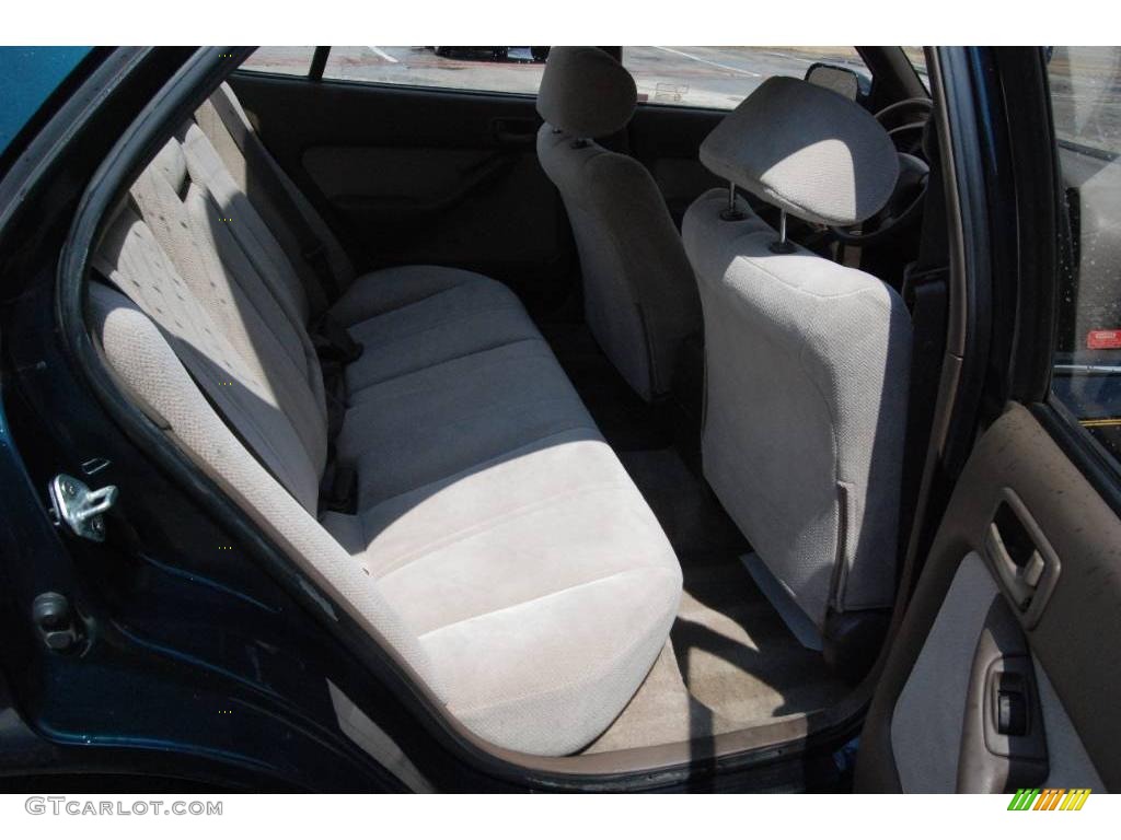 1995 Camry LE Sedan - Dark Emerald Green Metallic / Beige photo #32