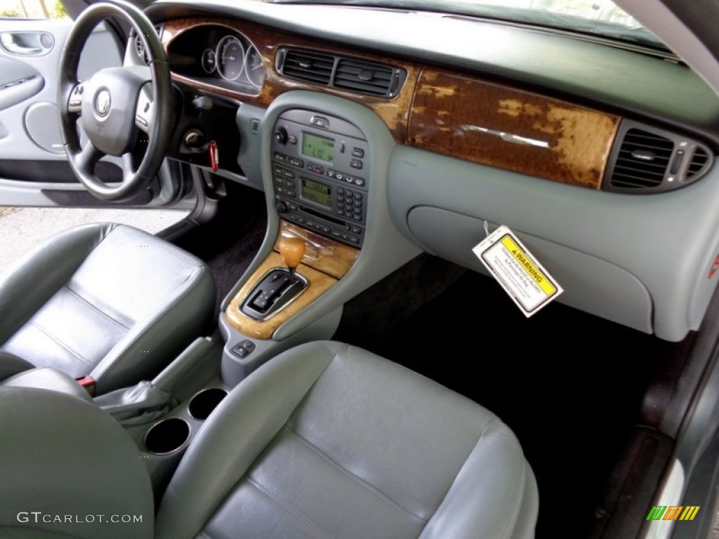 2004 Jaguar X-Type 3.0 Stone Dashboard Photo #93158373