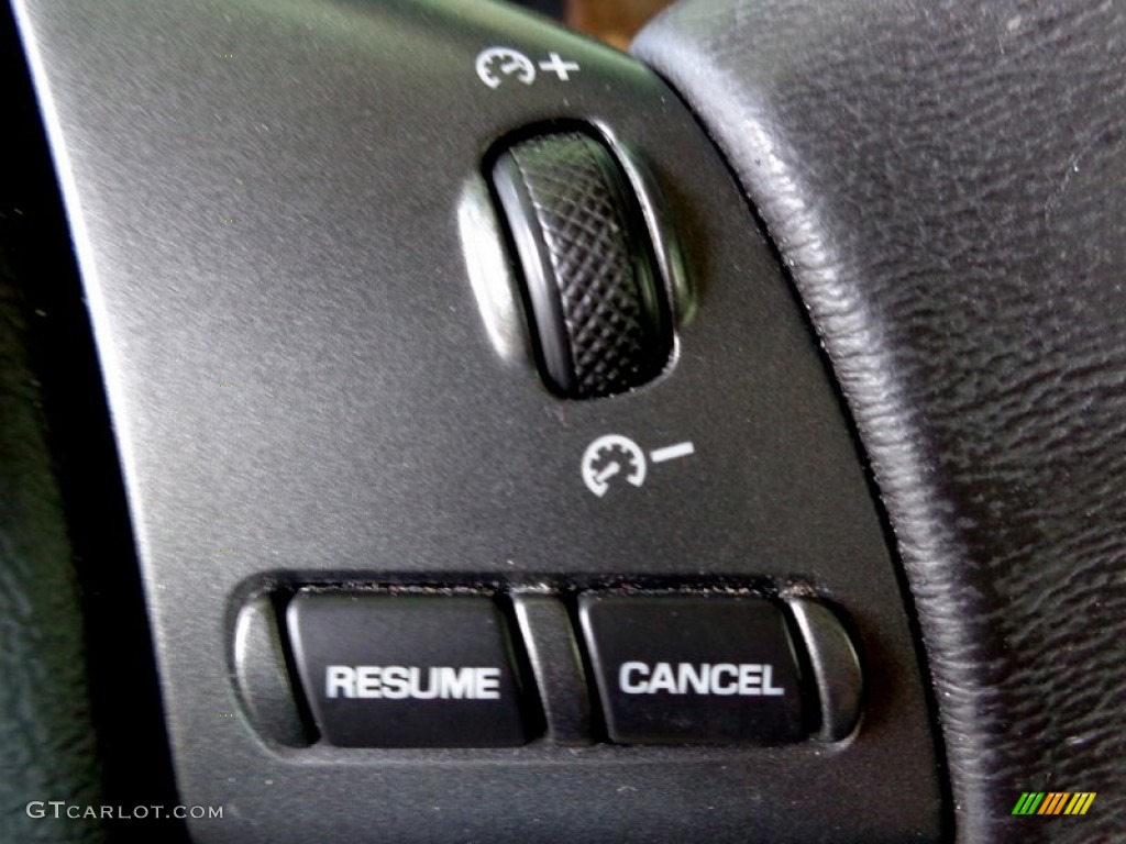 2004 Jaguar X-Type 3.0 Controls Photo #93158451