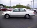 Diamond White - Camry LE Photo No. 2