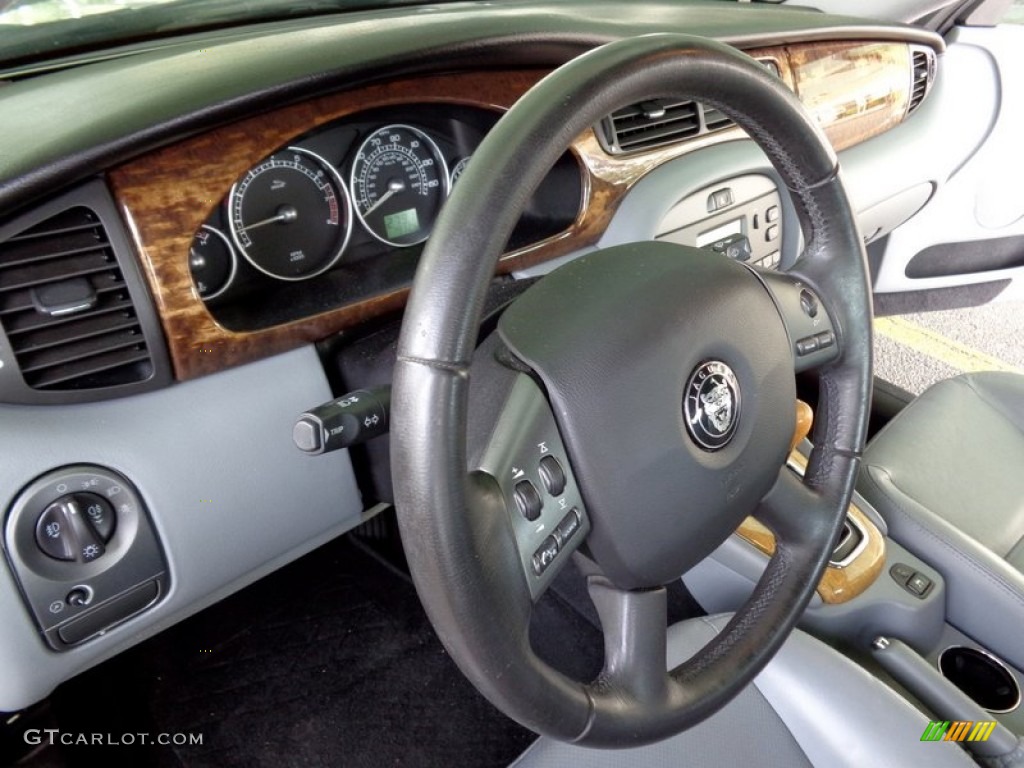 2004 Jaguar X-Type 3.0 Stone Steering Wheel Photo #93159387