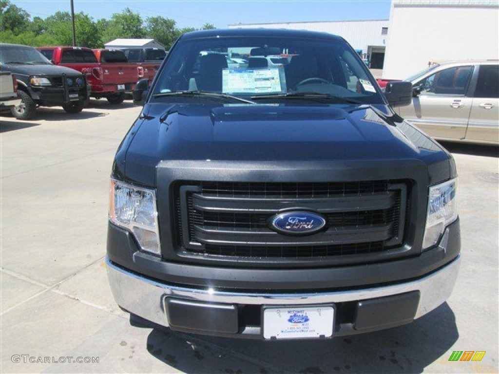 2014 F150 XL SuperCab - Tuxedo Black / Steel Grey photo #2