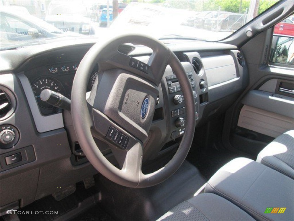 2014 F150 XL SuperCab - Tuxedo Black / Steel Grey photo #12