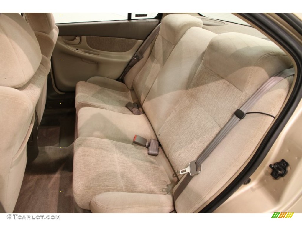 2002 Alero GL Sedan - Sandstone Metallic / Neutral photo #11