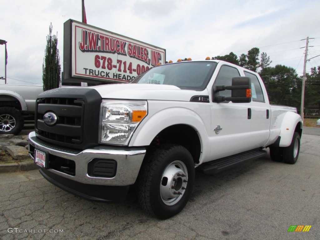 2011 F350 Super Duty XL Crew Cab 4x4 Dually - Oxford White / Steel photo #2