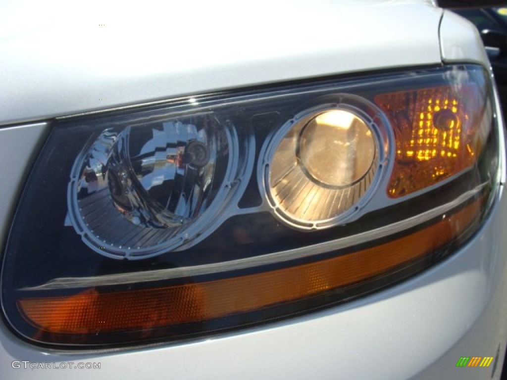 2011 Santa Fe SE AWD - Frost White Pearl / Gray photo #30