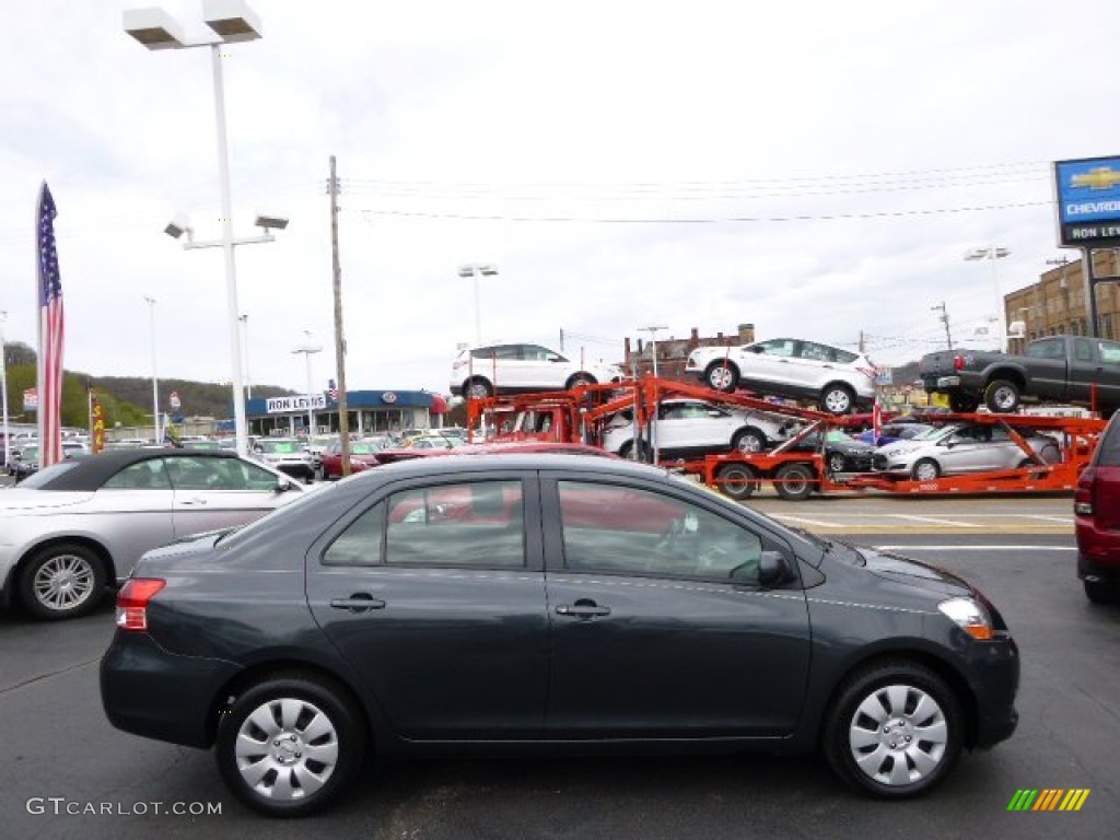 2009 Yaris S Sedan - Flint Mica / Dark Charcoal photo #1