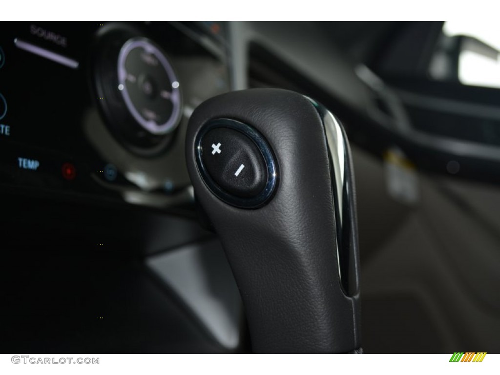 2014 Explorer Limited - White Platinum / Medium Light Stone photo #25