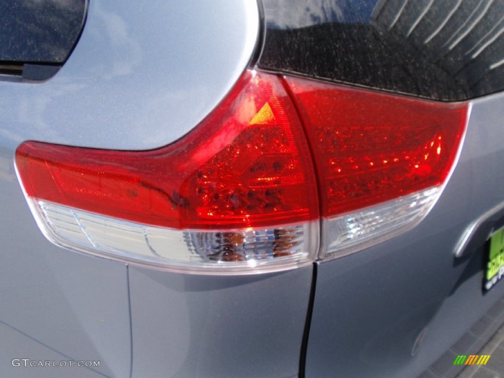 2014 Sienna XLE - Silver Sky Metallic / Light Gray photo #13