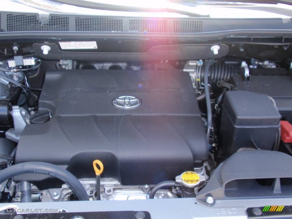 2014 Sienna XLE - Silver Sky Metallic / Light Gray photo #16