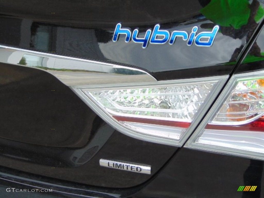 2014 Hyundai Sonata Hybrid Limited Marks and Logos Photos