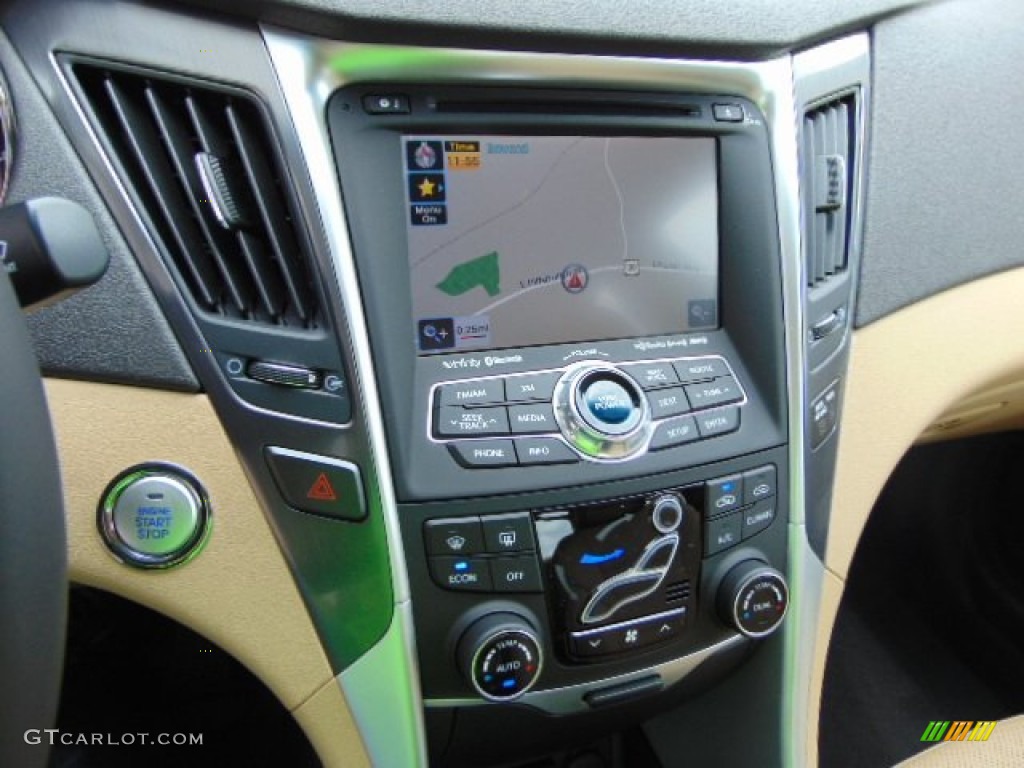 2014 Hyundai Sonata Hybrid Limited Controls Photo #93187804