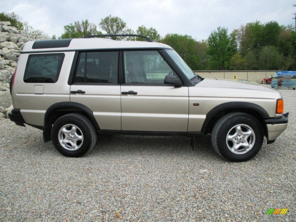 White Gold 2000 Land Rover Discovery II Standard Discovery II Model Exterior Photo #93187981