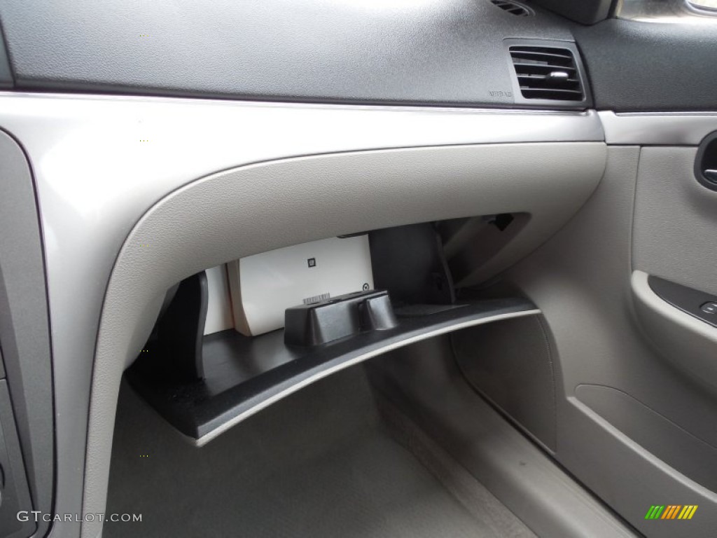 2009 Aura XE - Ocean Mist / Gray photo #18