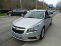 Silver Ice Metallic - Cruze LS Photo No. 7